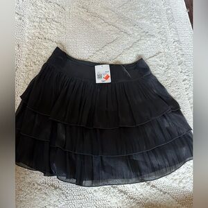TAG STILL ON. Black ruffled skirt